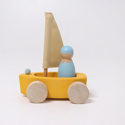 Grimm’s Little Land Yachts