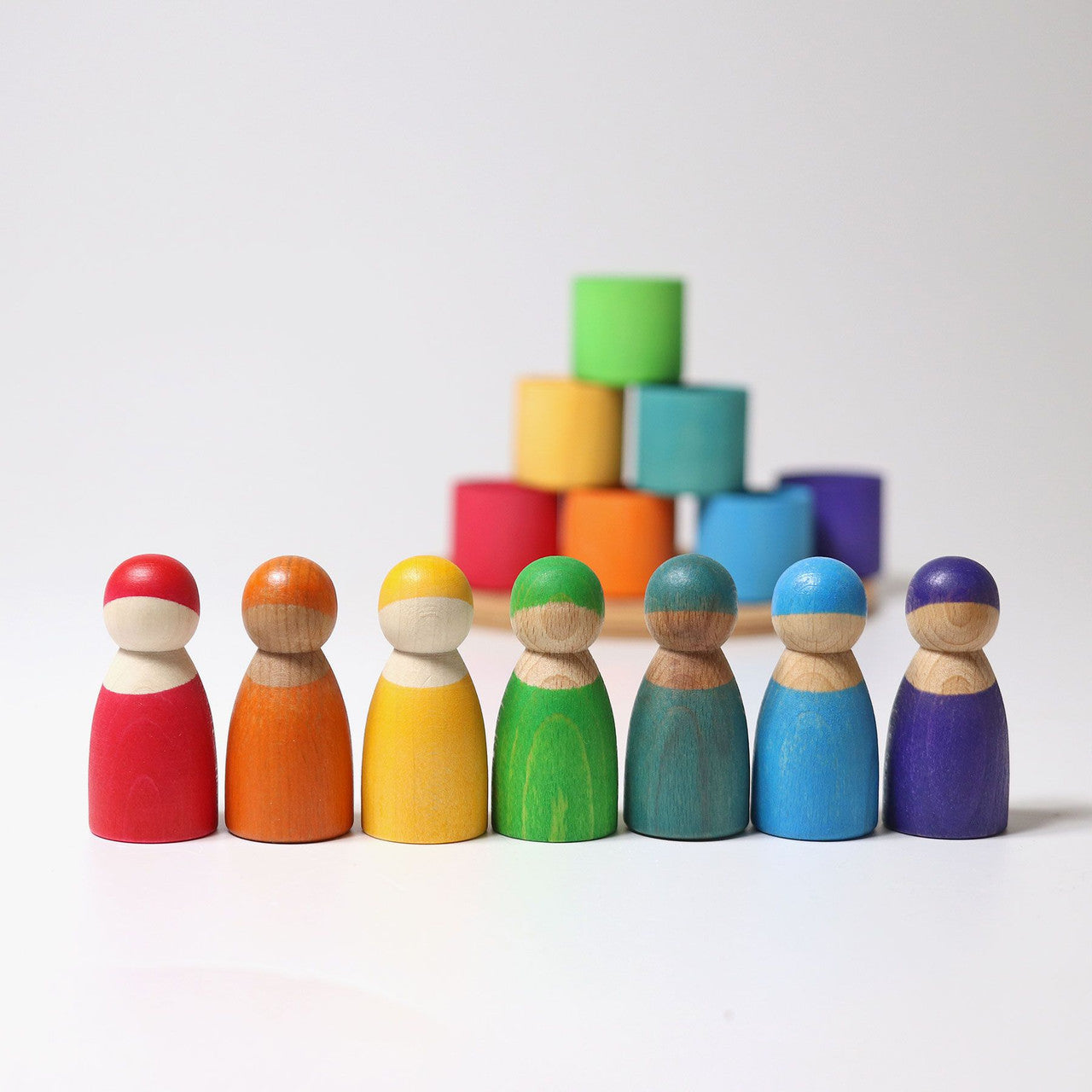 Grimm’s Seven Friends in Bowls