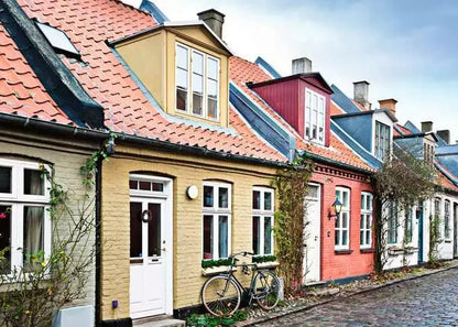 Ravensburger 1000pc - Aarhus Denmark Puzzle