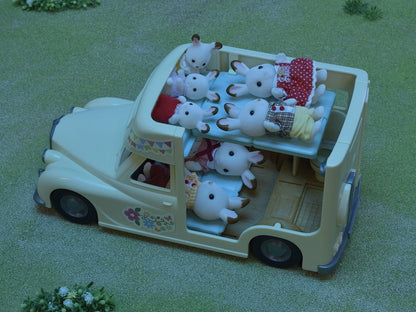 Sylvanian Families -  Family Campervan 5454