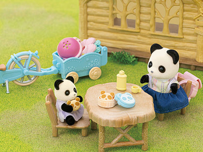 Sylvanian Families - Panda Girl - Cycle & Skate Set 5652