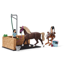 https://www.shopoftoys.com.au/images/stories/virtuemart/product/SCHLEICH-42438-HorseWash-4.jpg