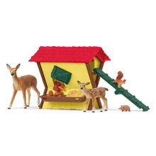 Schleich Farm Life - Feeding the Forest Animals 42658