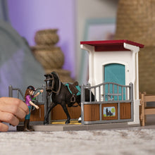 Schleich Horses - Horse Box with Lisa & Storm | 42709