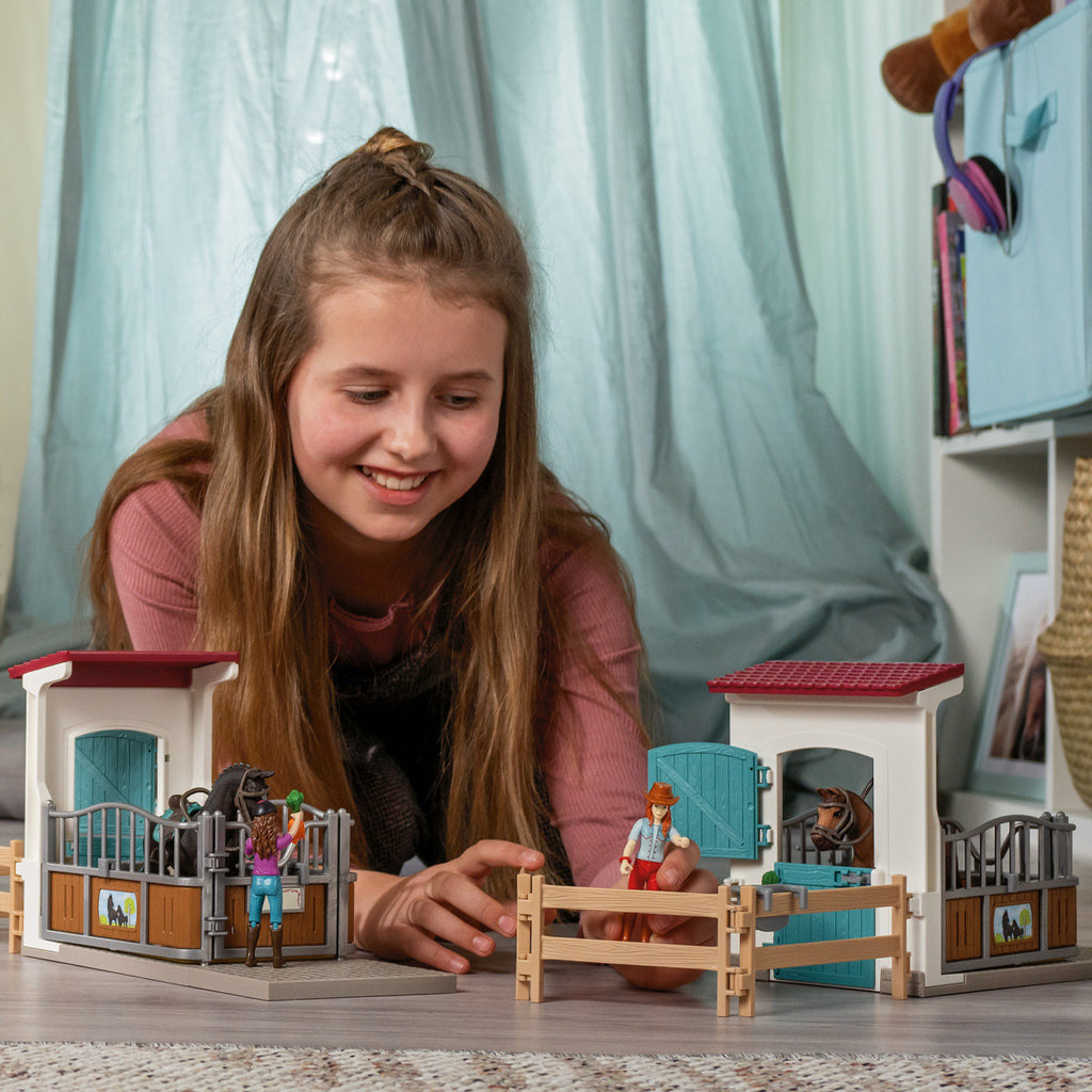 Schleich Horses - Horse Box with Lisa & Storm | 42709
