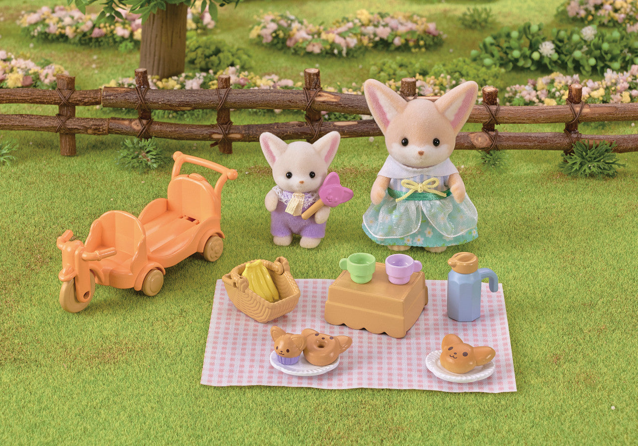 Sylvanian Families - Sunny Picnic Set - Fennec Fox Sister & Baby