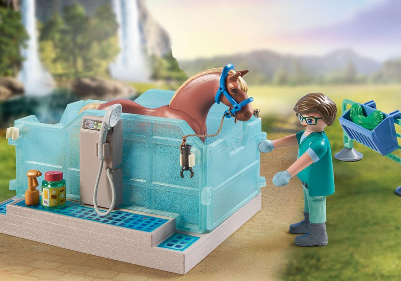 Playmobil - Horses of Waterfall - Riding Therapy and Veterinary Practice 71352