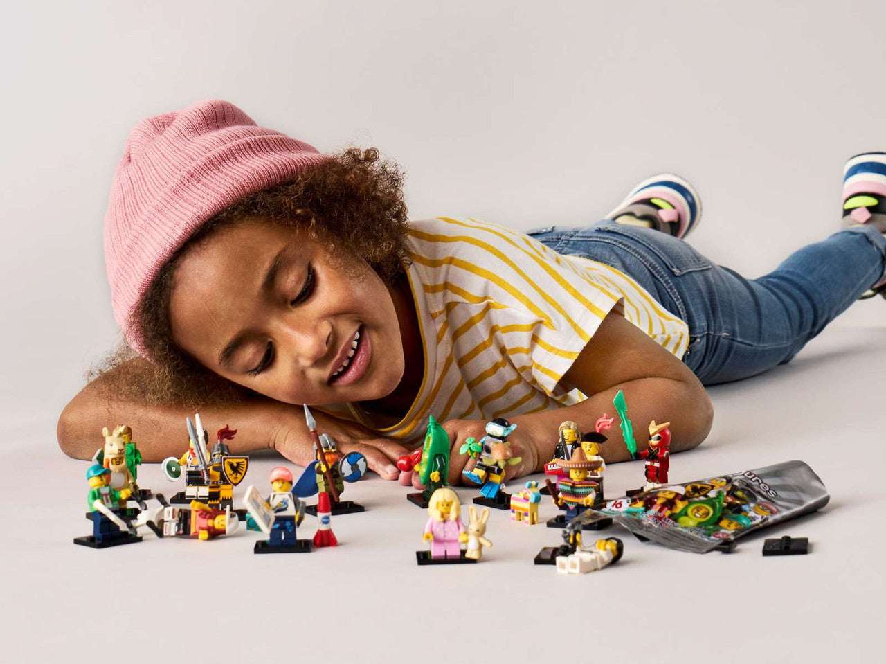 LEGO® Minifigures Series 20 - 71027