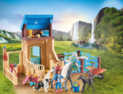 Playmobil - Horses of Waterfall - Horse Stall with Amelia and Whisper 70353