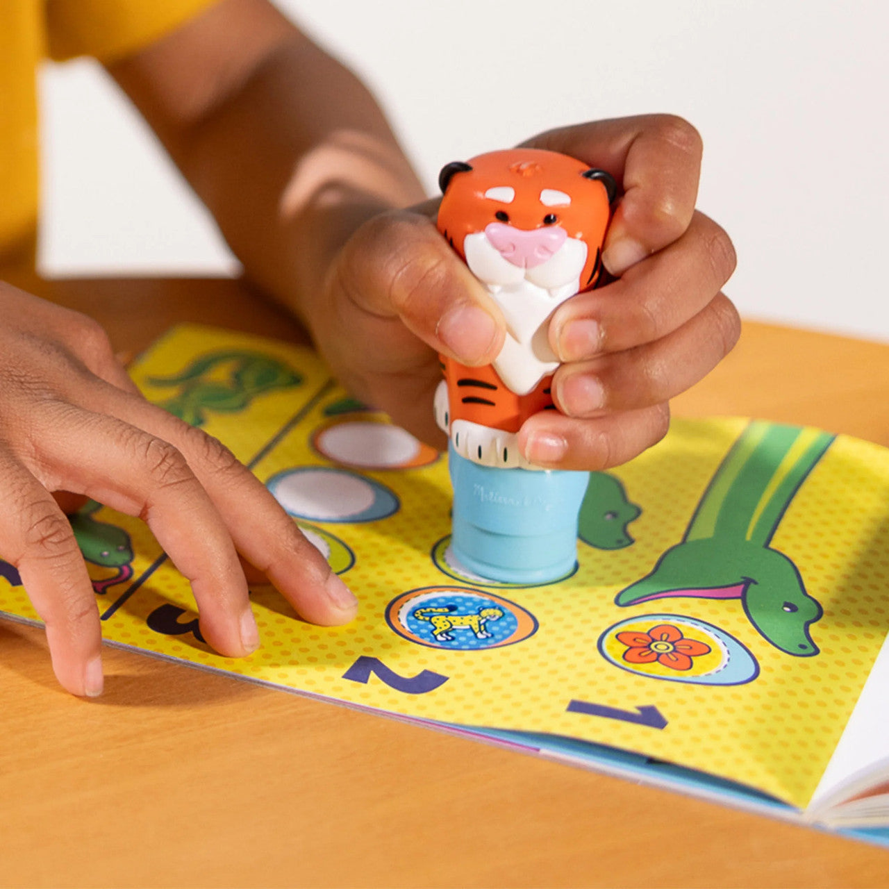 Melissa & Doug - Sticker WOW! Activity Pad Set - Tiger
