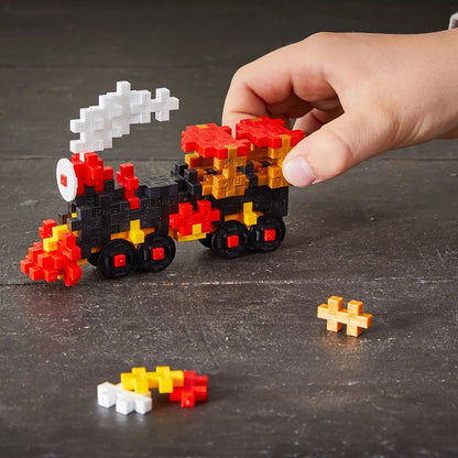 Build your own airplane with the Plus-Plus 100 Piece Tube. Includes colourful pieces, step-by-step instructions and a reusable tube for creative building ages 7+.
