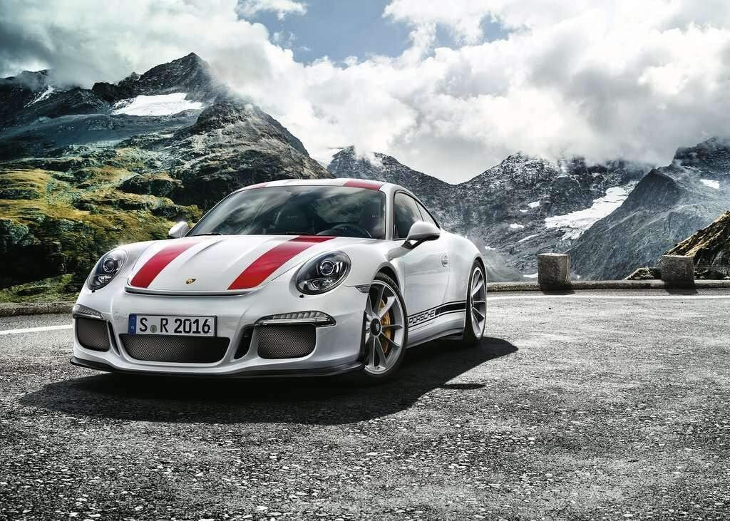 Ravensburger 1000pc - Porsche 911R Puzzle