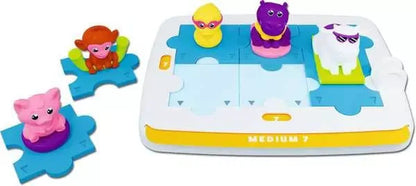 Thinkfun Friends - Splish Splash: Pig's Pool Party Puzzle
