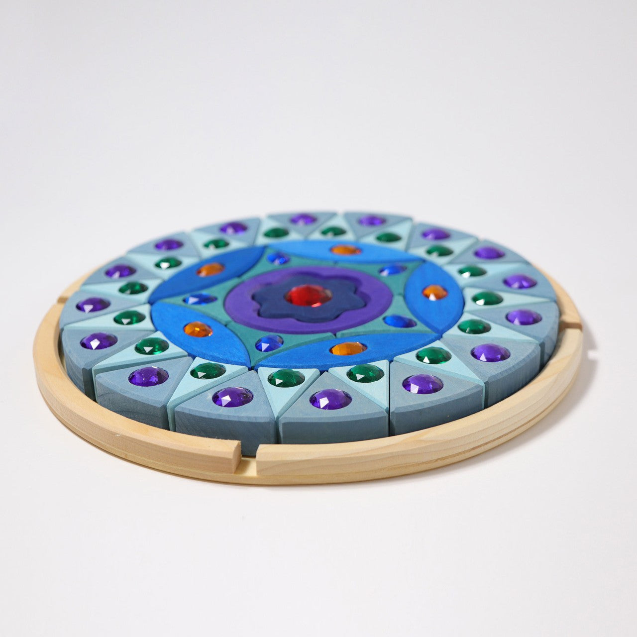 Grimm’s Small Sparkling Mandala