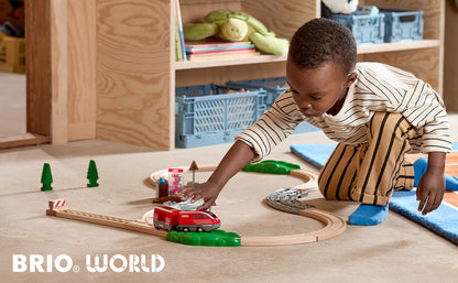 BRIO World Pull Back Train Set 28-piece wooden railway with battery-free pull back locomotive, passenger wagon and station platform