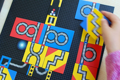Djeco Crazy City Kinoptik Construction Set **Damaged Packaging**