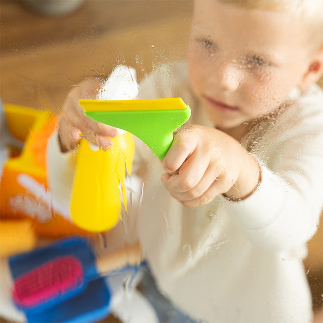 Fat Brain Toys - Pretendables Cleaning Set