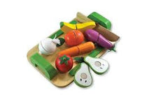 Discoveroo  Fruit and Veg Cutting Set