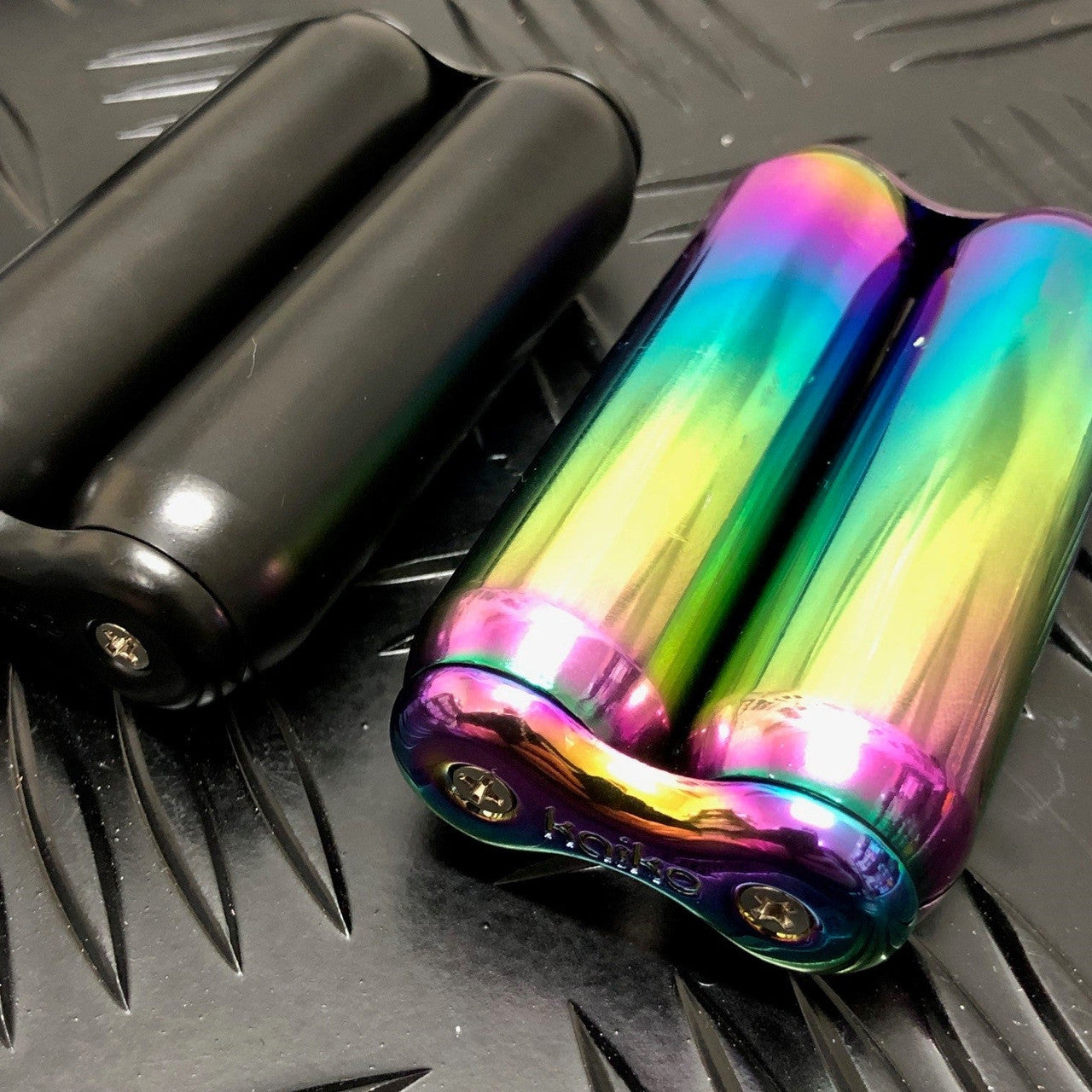 Kaiko Fidgets -Smooth Oil Slick Hand Roller in Black Carry Case