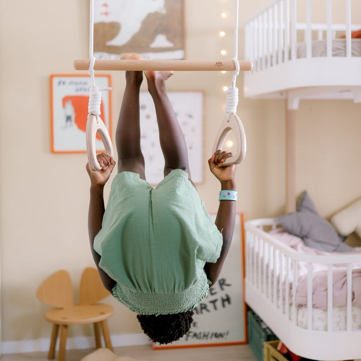Kinderfeets - Trapeze with Rings. **Minor Box Damage**