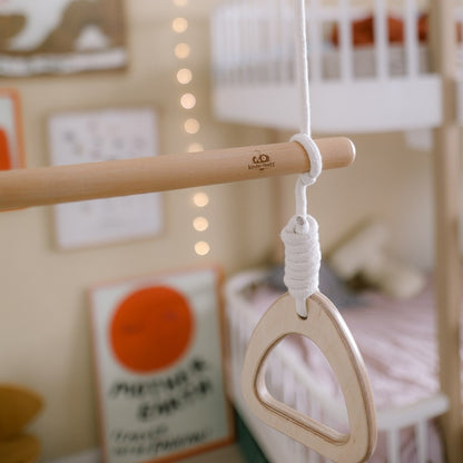 Kinderfeets - Trapeze with Rings. **Minor Box Damage**