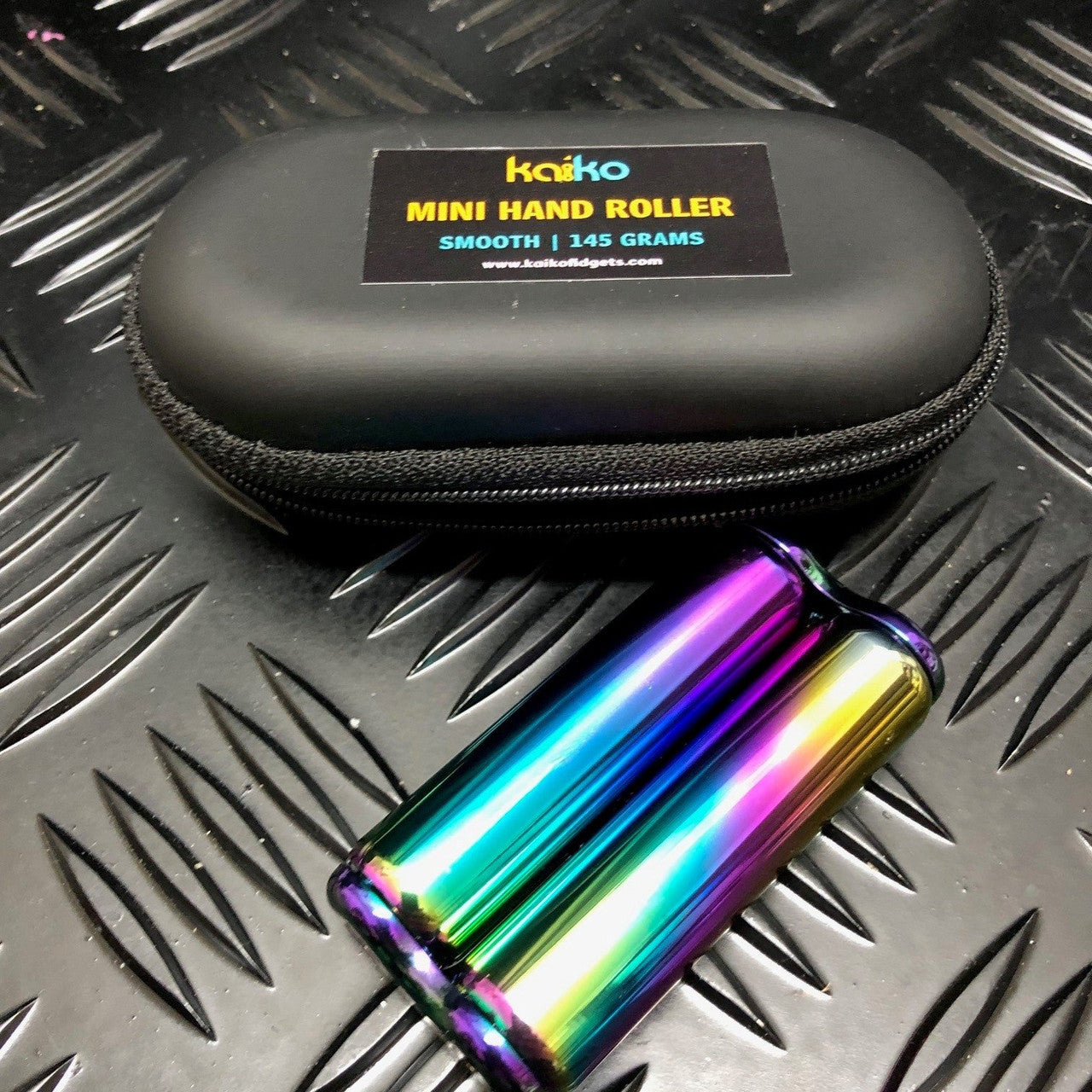 Kaiko Fidgets - Smooth Oil Slick Mini Hand Roller in Black Carry Case