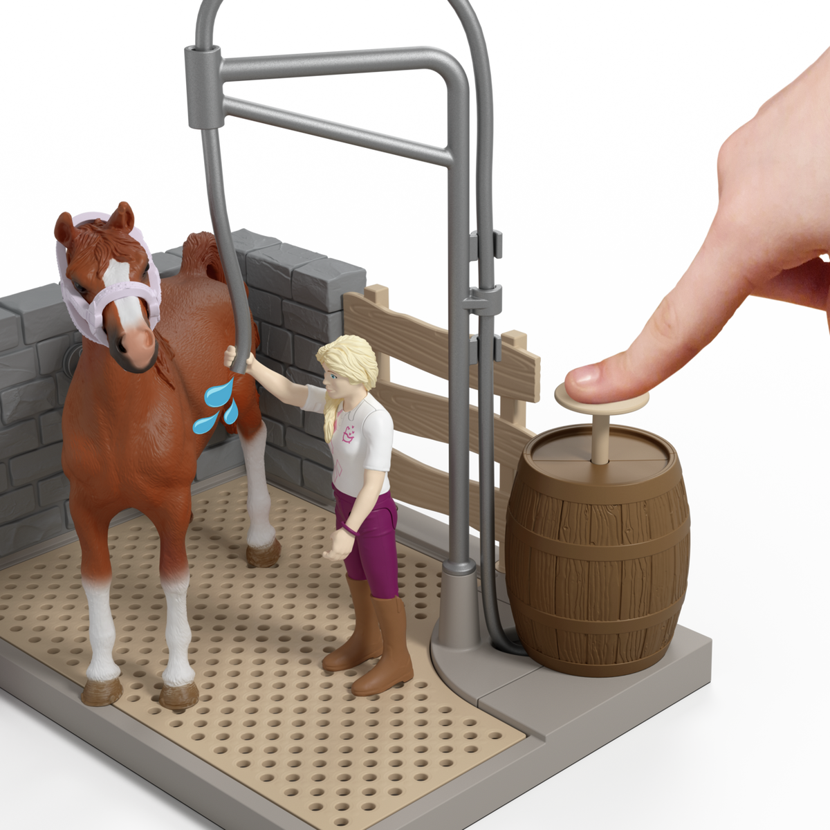 Schleich Sofia's Horse Wash 42792 HORSE CLUB playset with Sofia figure, American Saddlebred horse and working water pump