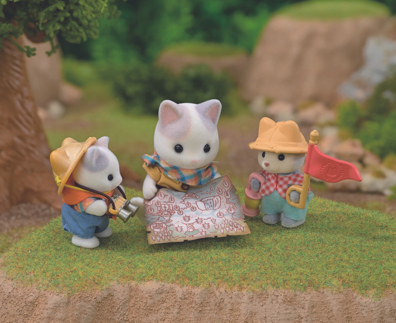 Sylvanian Families - Secret Forest Falls *Box Damage*