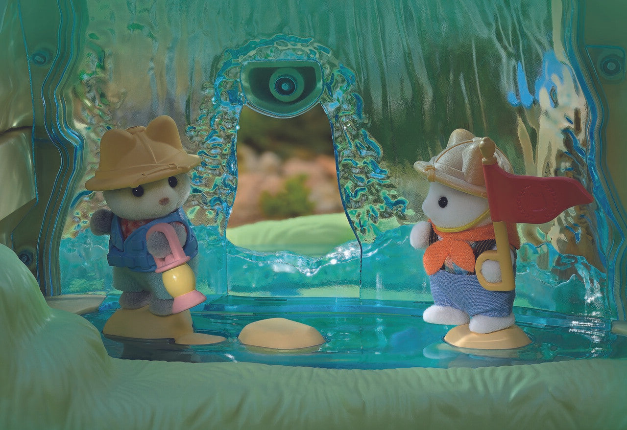 Sylvanian Families - Secret Forest Falls *Box Damage*