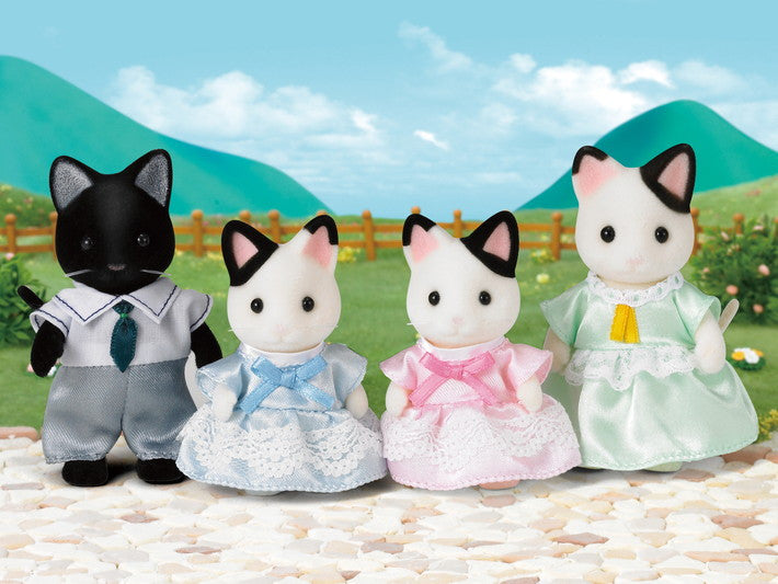Sylvanian Families - Tuxedo Cat Family